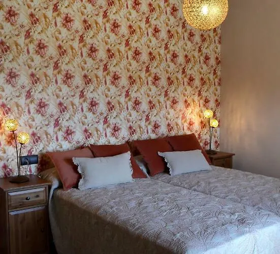 Versos 빌라 San Martín del Castañar